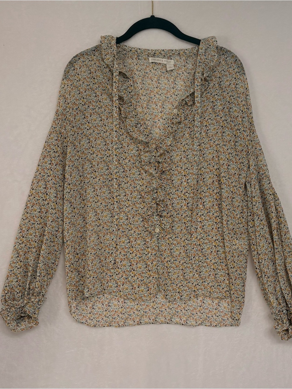 🌸 Chelsea & Violet Floral Ruffle Blouse – Size Large